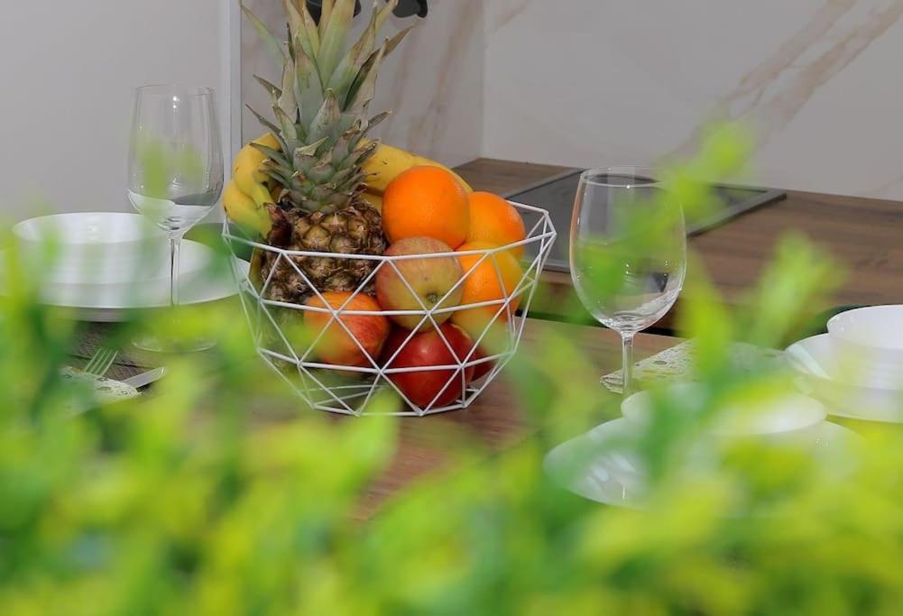 Studio Apartman Karlita Slano Exteriör bild